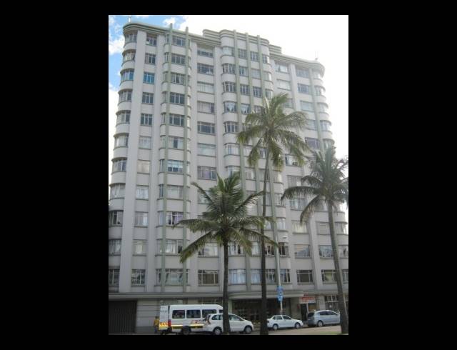 1.5 BEDROOM APARTMENT FOR SALE IN ESPLANADE